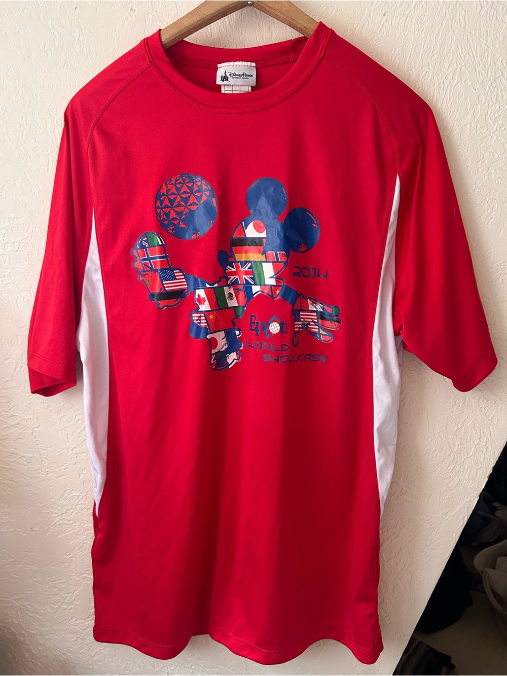 Disney Parks, vintage 1994 EPCOT World Showcase jersey, size M